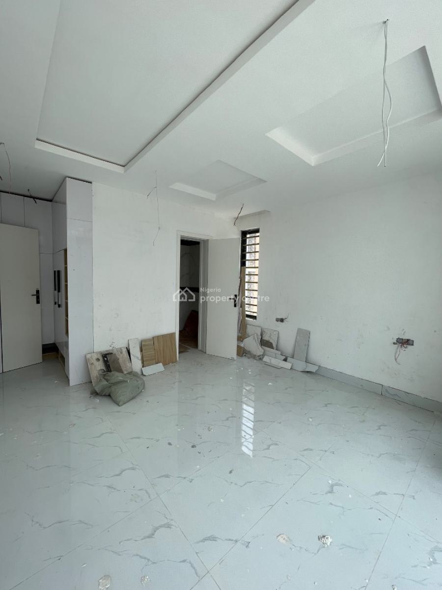 Newly Built 2 Bedroom Apartment, Lekki Phase 1, Lekki, Lagos, Flat / Apartment for Sale