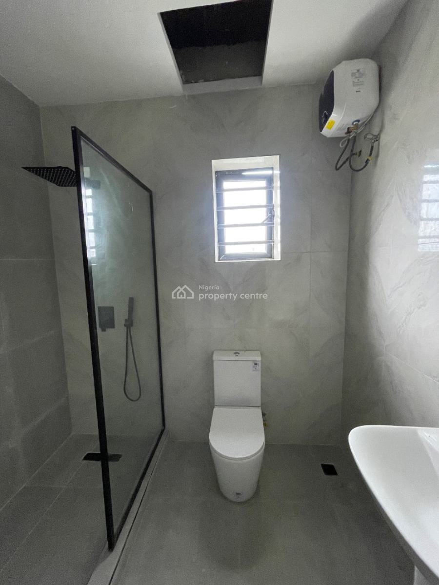 Spacious 4 Bedroom Terraced Duplex, Lekki Phase 1, Lekki, Lagos, Terraced Duplex for Sale