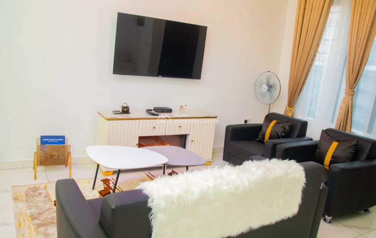 Cozy 1bedroom Terrace, General Ogomudia Street, Lekki Phase 1, Lekki, Lagos, Flat / Apartment Short Let
