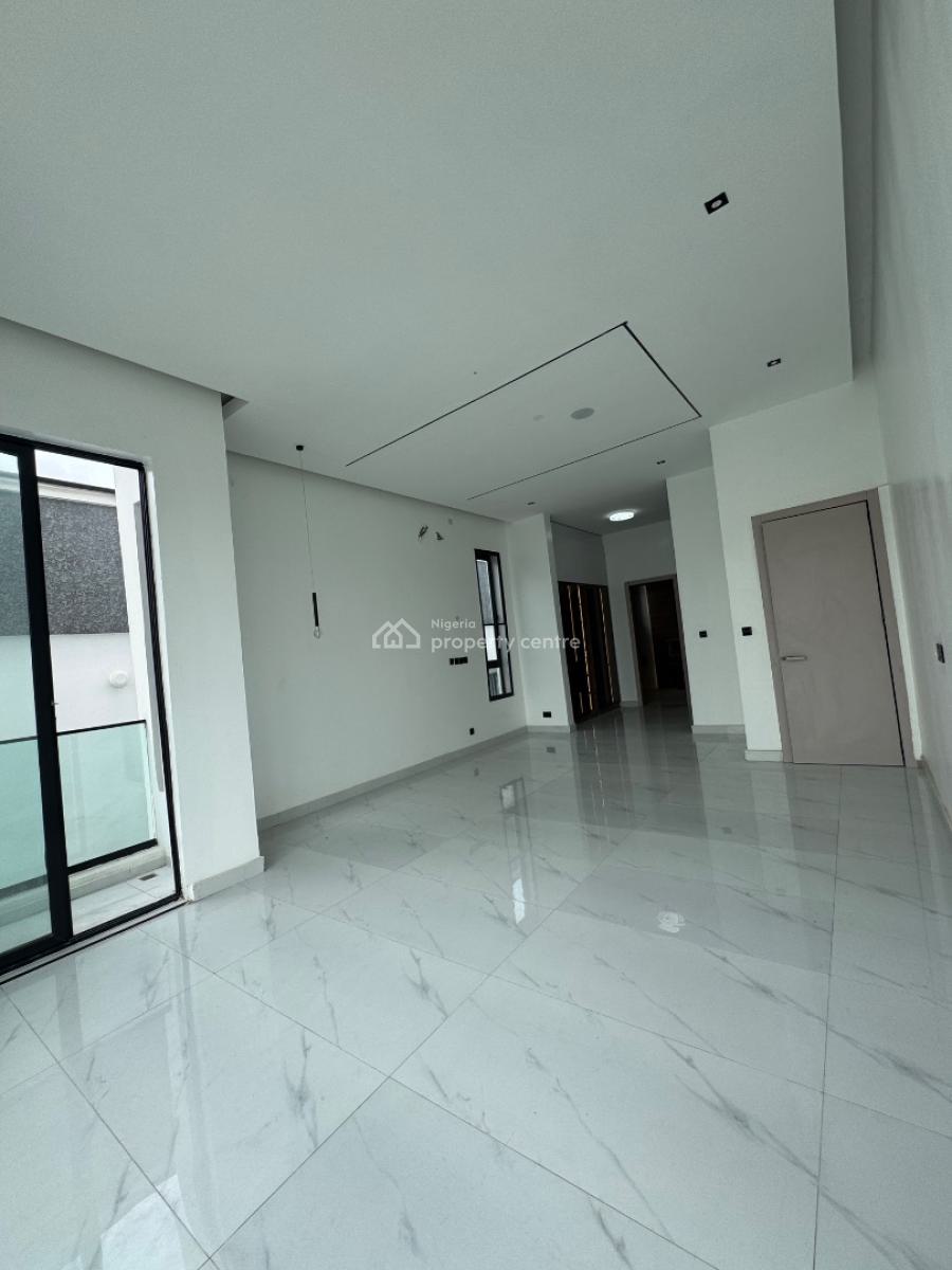 5 Bedrooms Duplex with Pool, Bq and Spacious Rooms, Ikota Bill Estate, Ikota, Lekki, Lagos, Detached Duplex for Sale
