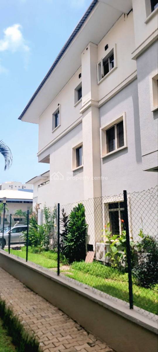 Well Maintained Vacant and Solid Four-bedroom Terrace House, Banana Island, Ikoyi, Lagos, Terraced Duplex for Sale