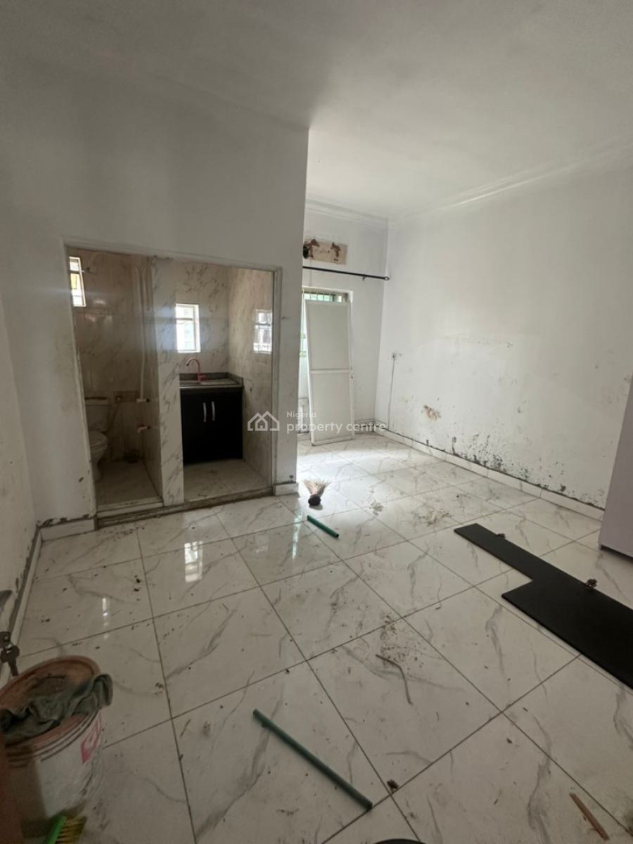 Spacious Studio, Off Admiralty Way, Lekki Phase 1, Lekki, Lagos, Self Contain (single Rooms) for Rent