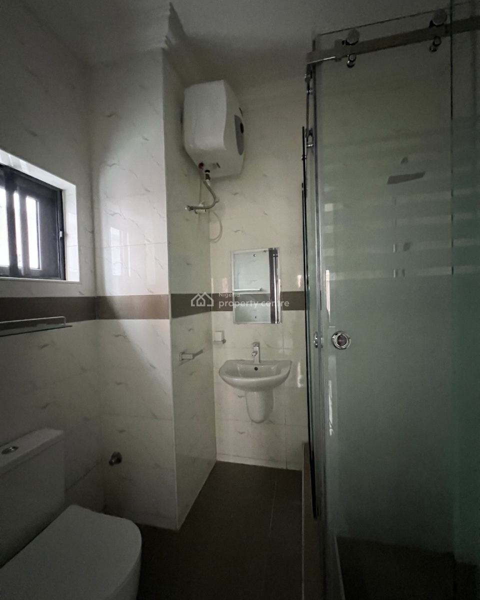 Spacious 3 Bedroom Apartment with Bq, Lekki Phase 1, Lekki, Lagos, Detached Duplex for Rent