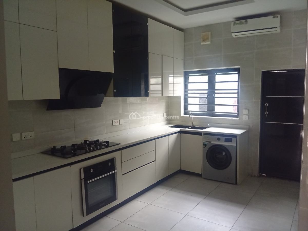 a Brand New Serviced 4 Bedroom Terrace with Bq, Lekki Phase 1, Lekki, Lagos, Terraced Duplex for Rent