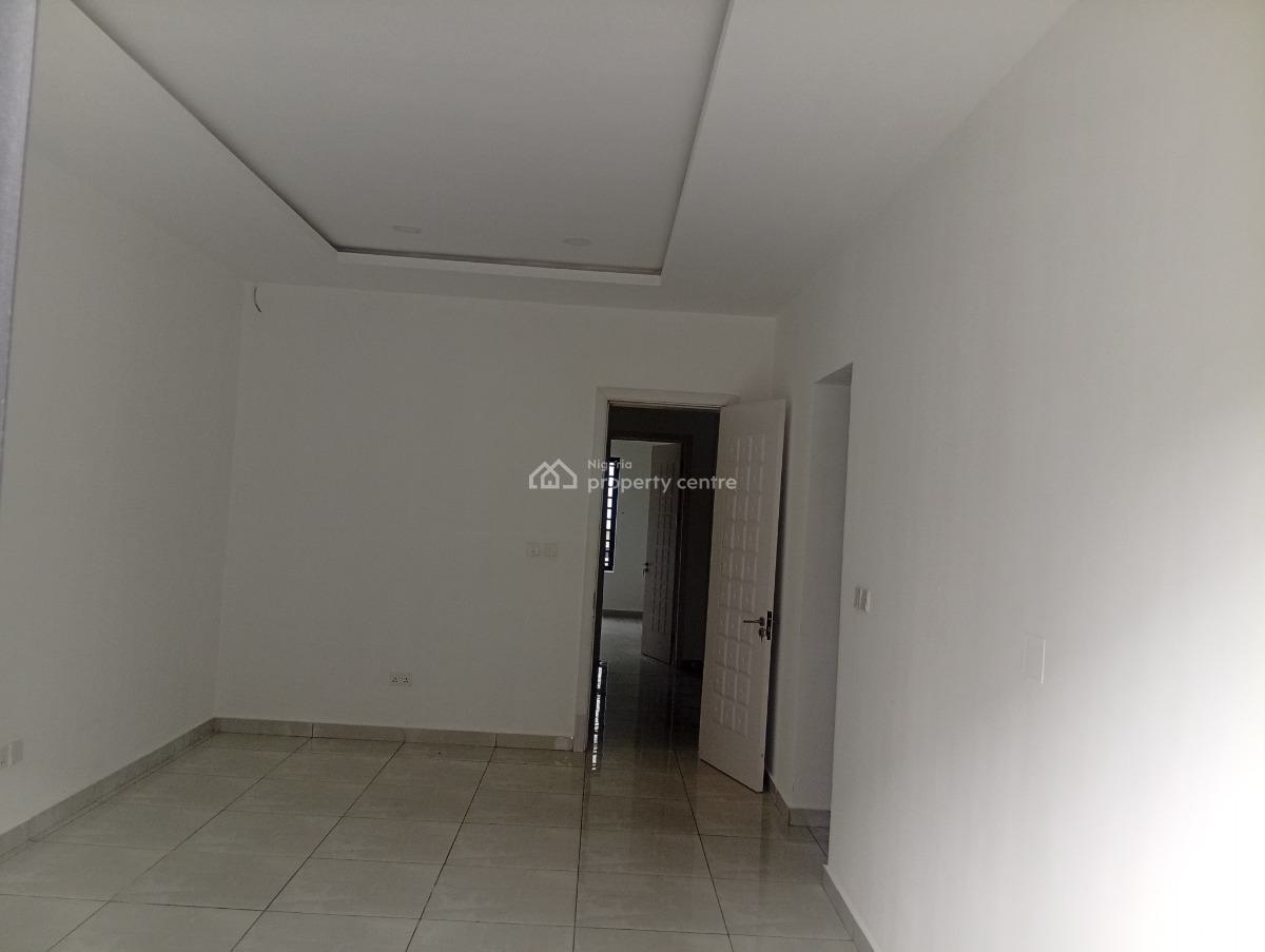 a Brand New Serviced 4 Bedroom Terrace with Bq, Lekki Phase 1, Lekki, Lagos, Terraced Duplex for Rent