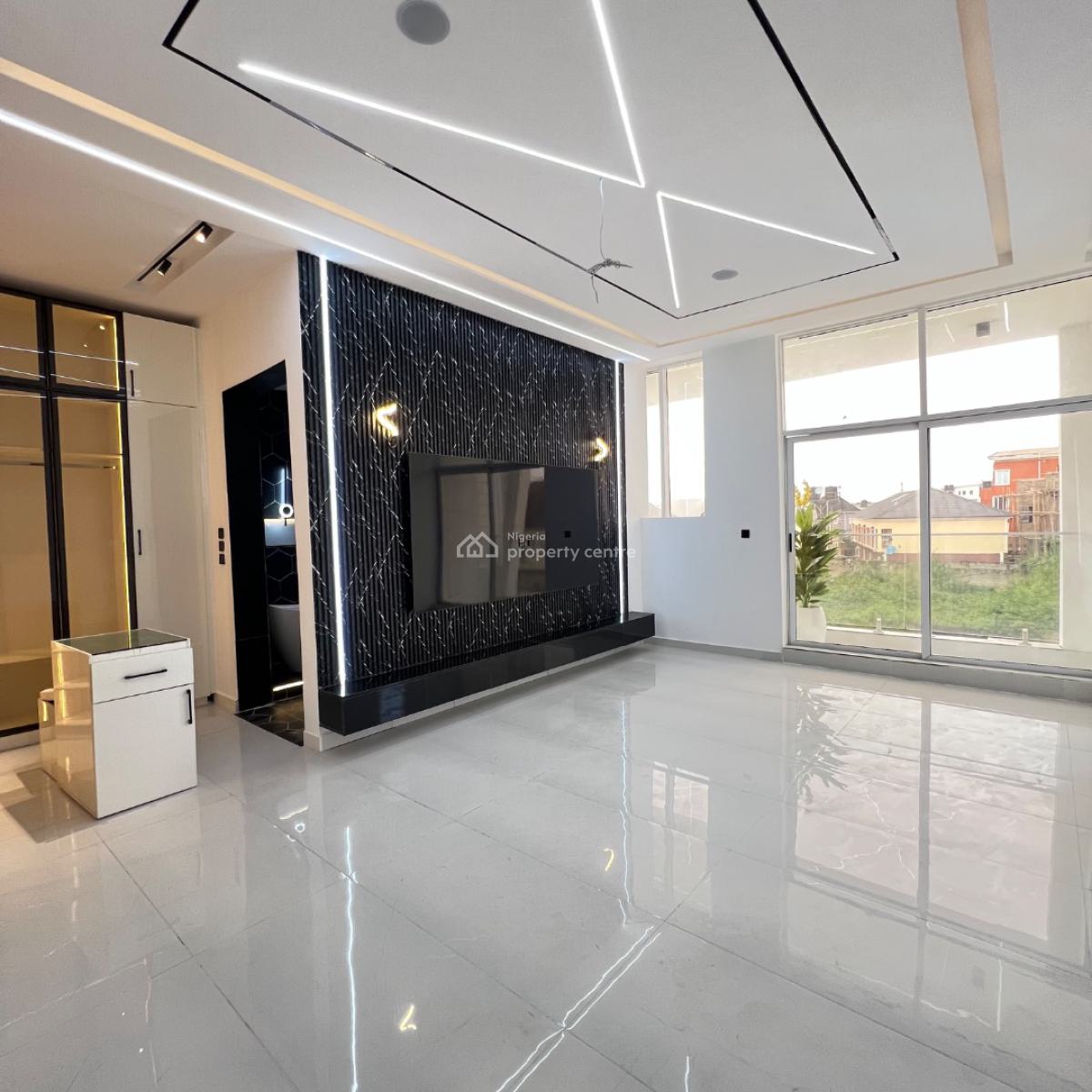 5 Bedroom & Bq, Ologolo, Lekki, Lagos, Detached Duplex for Sale