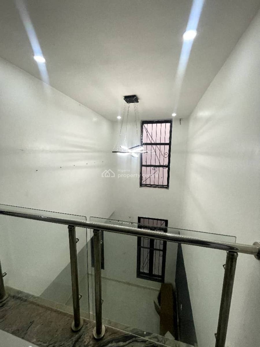 5 Bedroom Terrace Duplex  with Duplex, Guzape District, Abuja, Terraced Duplex for Rent