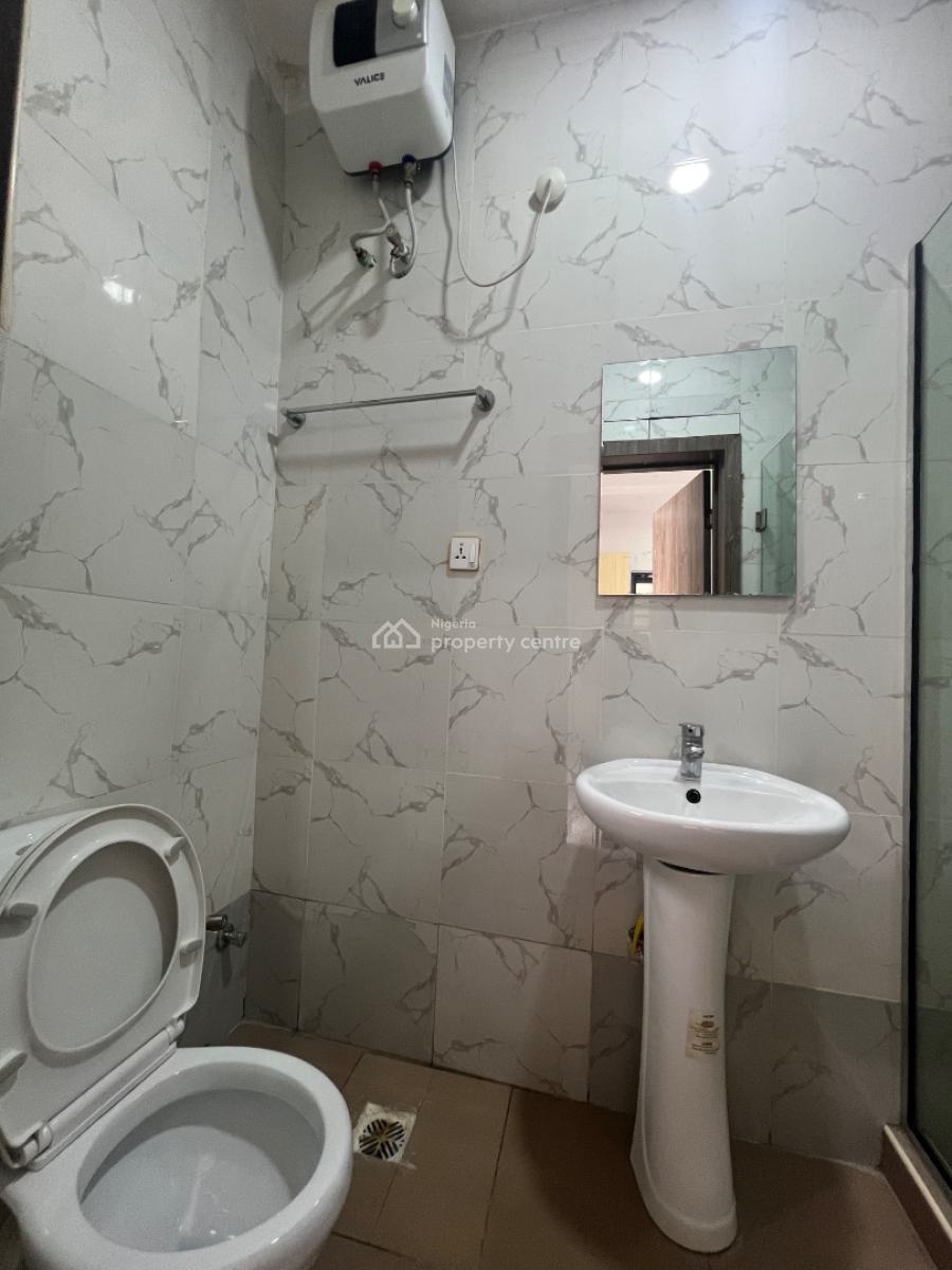 Exquisite Self Contain, Ologolo, Lekki, Lagos, Self Contain (single Rooms) for Rent