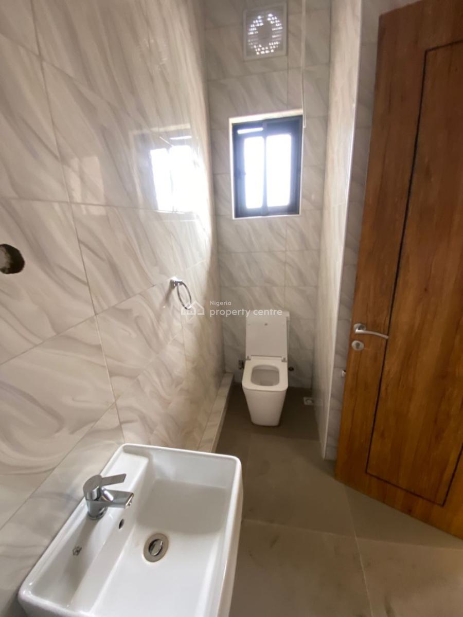 2 Bedroom Apartment, Lekki Phase 1, Lekki, Lagos, Flat / Apartment for Rent