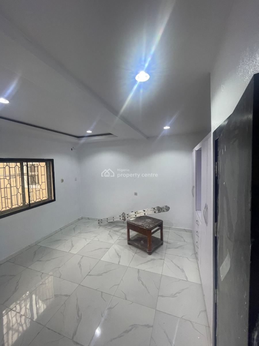 3 Bedroom Townhouse with 2 Room Bq, Off Victoria Arobieke, Lekki Phase 1, Lekki, Lagos, Terraced Duplex for Rent