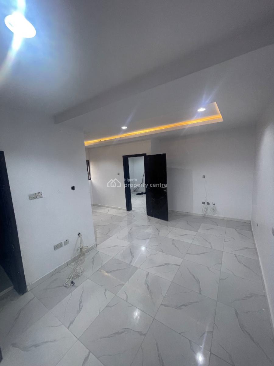 3 Bedroom Townhouse with 2 Room Bq, Off Victoria Arobieke, Lekki Phase 1, Lekki, Lagos, Terraced Duplex for Rent