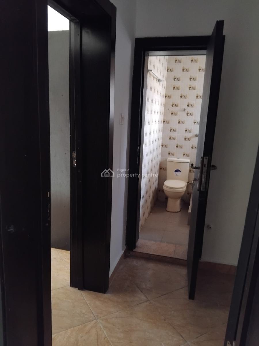 3 Bedroom Flat, By Blenco Addo Road, Ado, Ajah, Lagos, Flat / Apartment for Rent