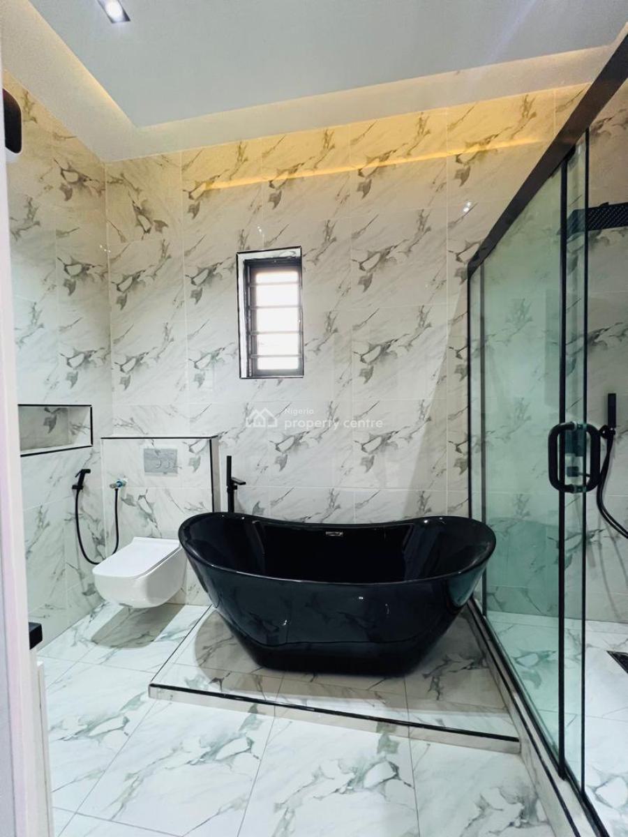 4 Bedroom  Detached Duplex + Bq, Luxury & Spacious 4bedroom Detached Home in a Great & Estate in Ajah, Lekki, Lagos, Detached Duplex for Sale