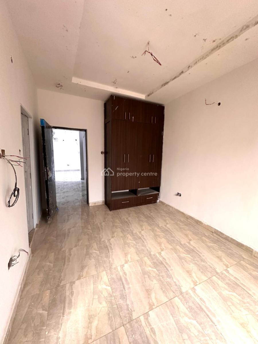 Three Bedrooms Apartment (2nd Floor), Wuye, Abuja, Flat / Apartment for Sale
