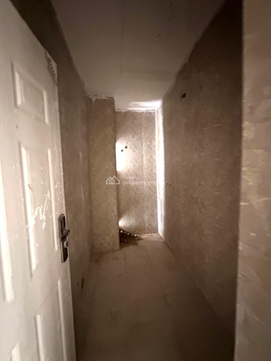 Three Bedrooms Apartment (2nd Floor), Wuye, Abuja, Flat / Apartment for Sale