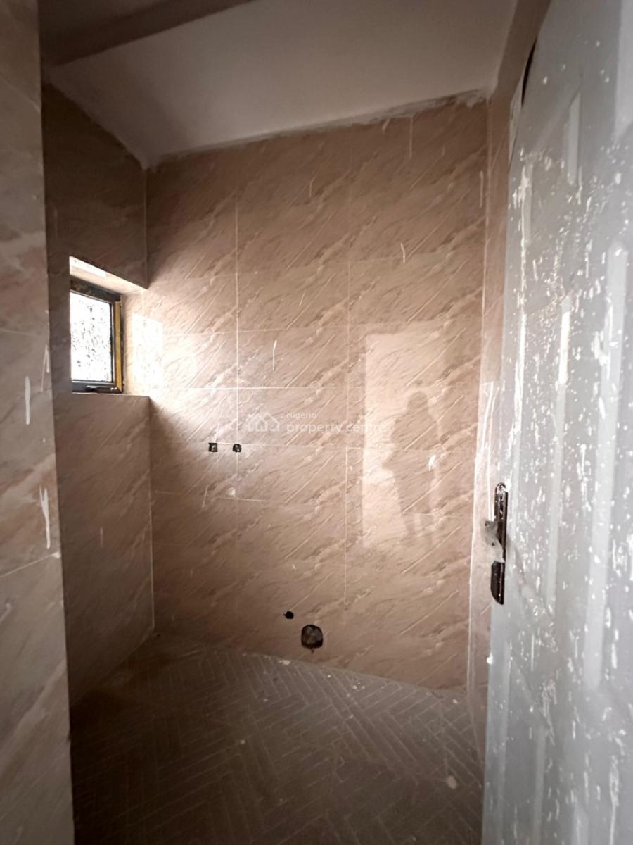 Three Bedrooms Apartment (2nd Floor), Wuye, Abuja, Flat / Apartment for Sale