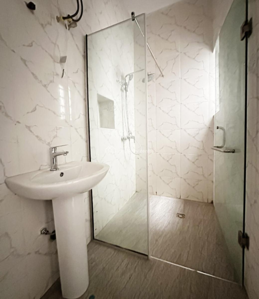 2 and 3 Bedroom Apartments with Communal, Pool and Gym at Lekki, 2nd Tollgate, Lekki, Lagos, Block of Flats for Sale