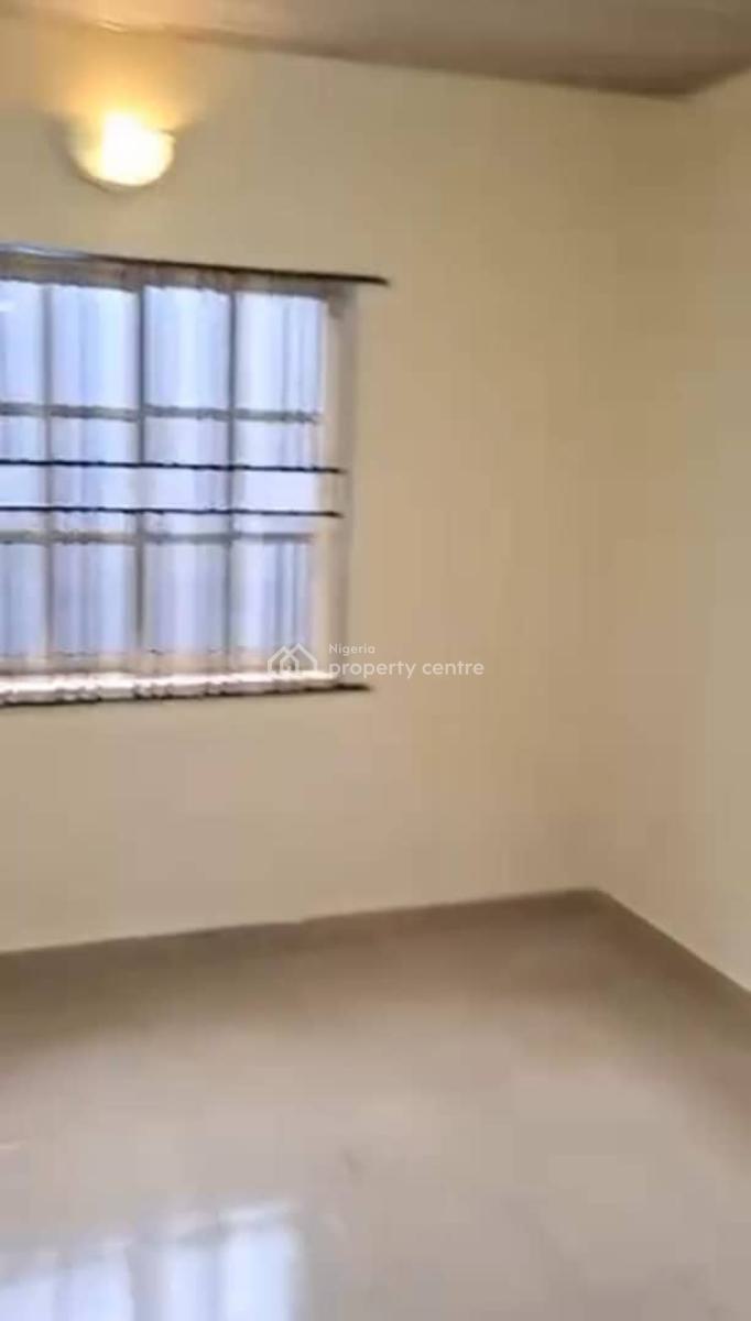 Lovely 2 Bedroom Flat, Aguda, Surulere, Lagos, Flat / Apartment for Rent