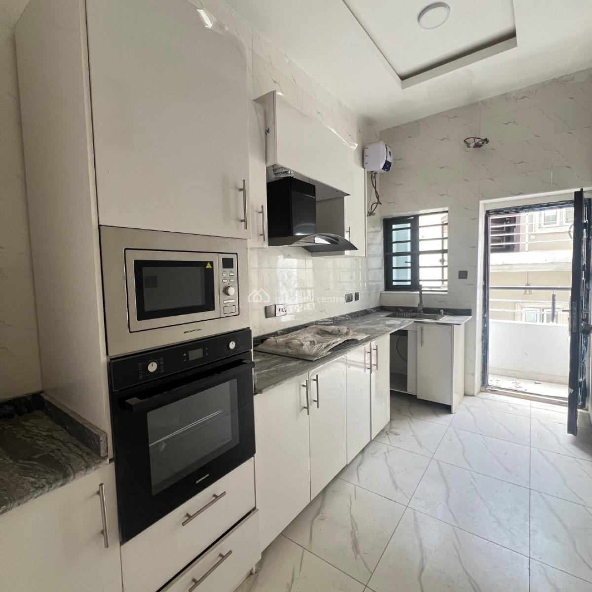 2 Bedroom Apartment, Ologolo, Lekki, Lagos, Flat / Apartment for Sale