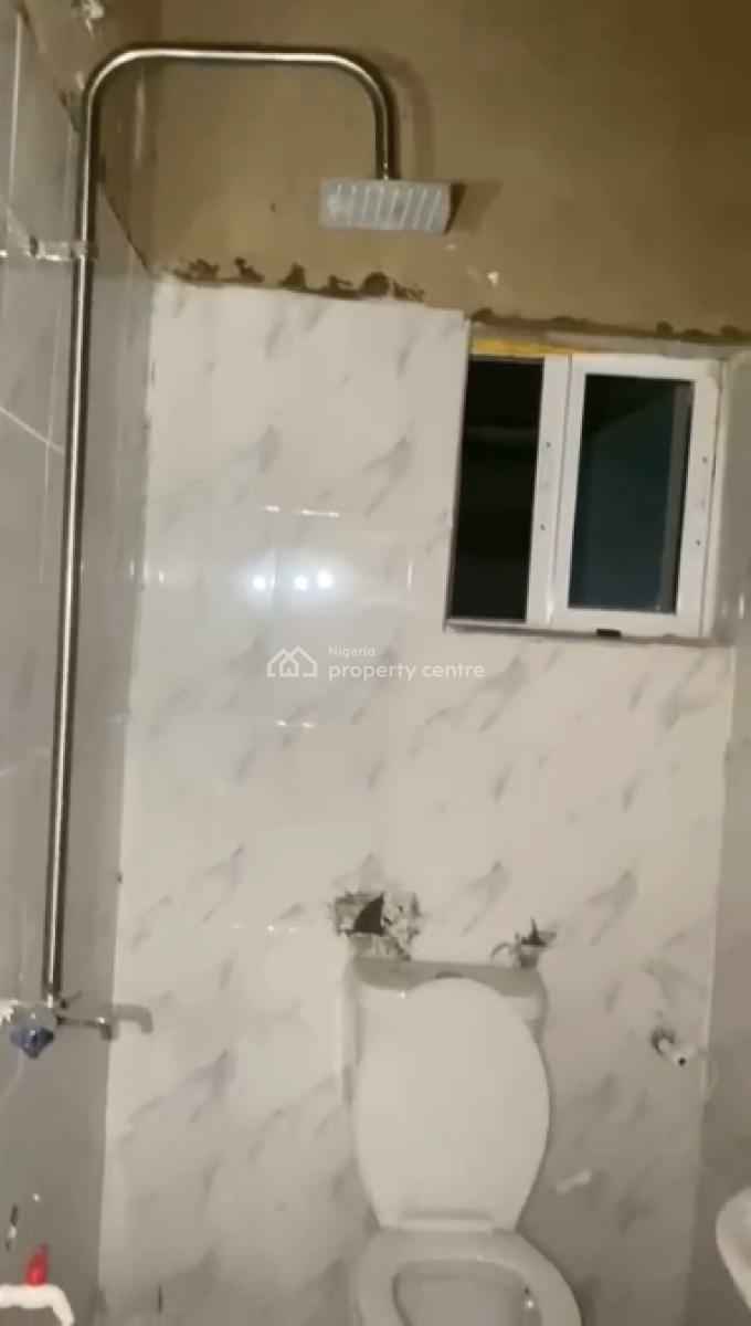 Spacious Miniflat, Ladilak, Onipanu, Shomolu, Lagos, Mini Flat (room and Parlour) for Rent