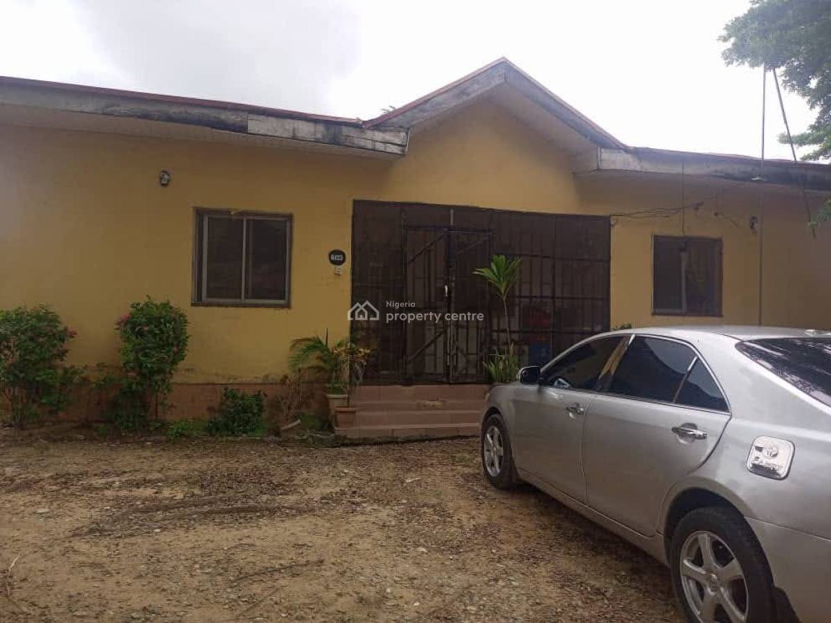 3 Bedroom Bungalow with Bq, Bariga, Shomolu, Lagos, Detached Bungalow for Sale