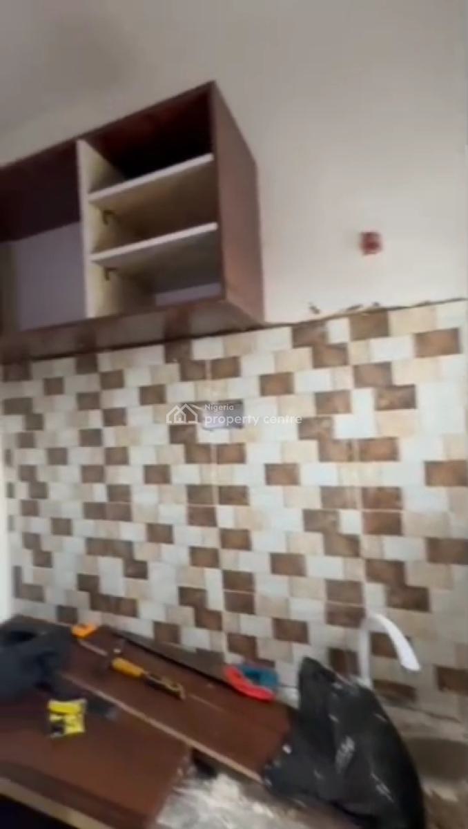 Specious Self-contain, Ilaje Road, Bariga, Shomolu, Lagos, Self Contain (single Rooms) for Rent