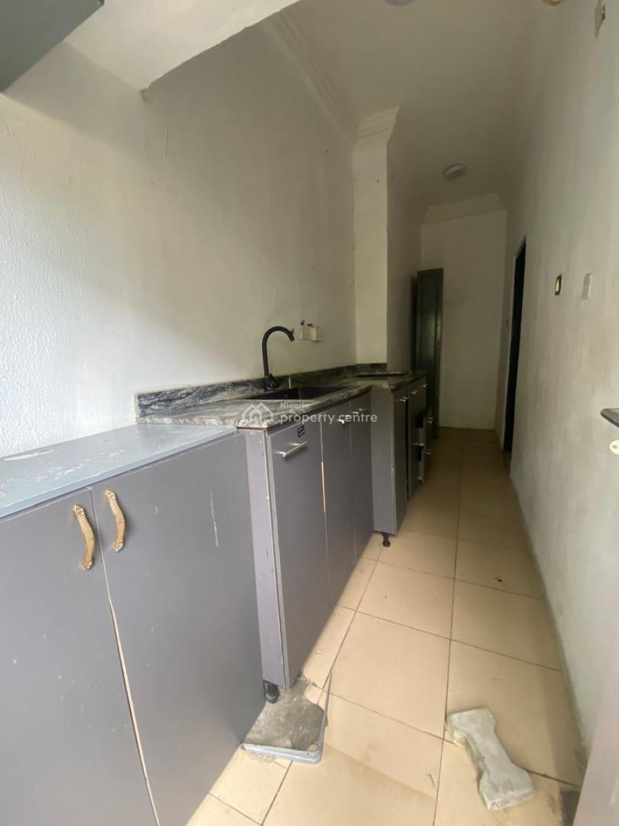Self Serviced 2 Bedroom Apartment Ground Floor in a Flood Free Estate, Tf Kuboye Road By Pinnacle Filling Station Marwa Lekki Right, Lekki, Lagos, Flat / Apartment for Rent