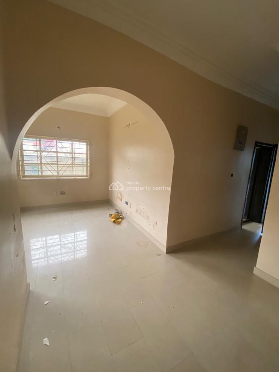 Self Serviced 2 Bedroom Apartment Ground Floor in a Flood Free Estate, Tf Kuboye Road By Pinnacle Filling Station Marwa Lekki Right, Lekki, Lagos, Flat / Apartment for Rent