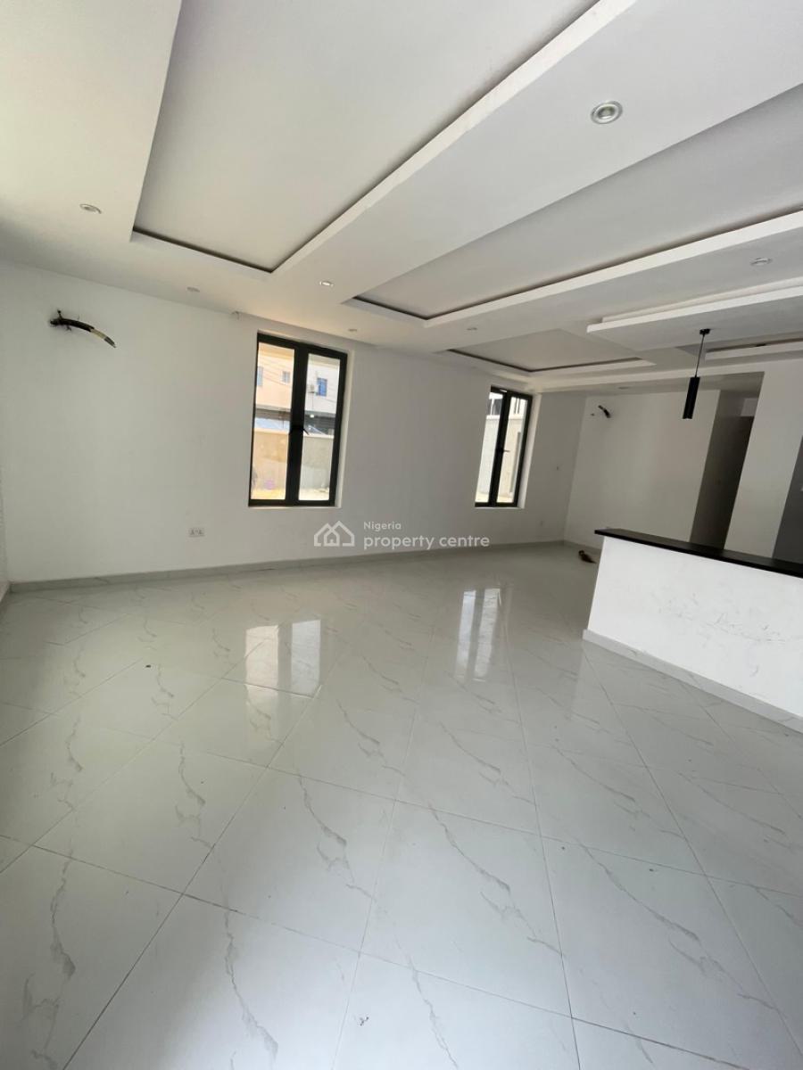 2 Bedroom Apartment with a Gym, Chevron ,lekki, Lekki, Lagos, Flat / Apartment for Sale