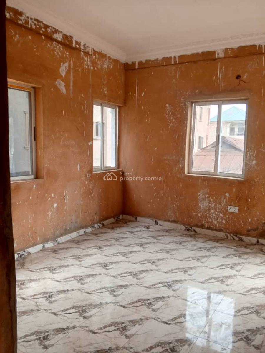 Mini Flat, Adekunle, Yaba, Lagos, Mini Flat (room and Parlour) for Rent