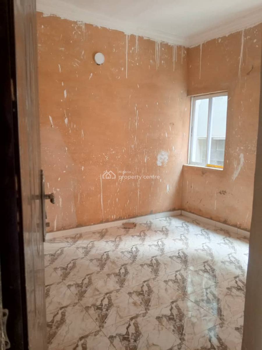 Mini Flat, Adekunle, Yaba, Lagos, Mini Flat (room and Parlour) for Rent