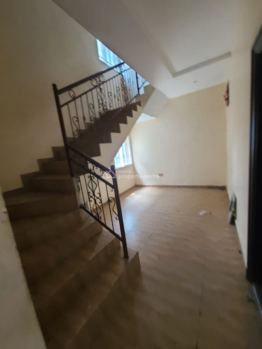Luxury Spacious 4 Bedroom Semi Detached Duplex with Security Hws, Lekki Scheme 2 Estate Abraham Adesanya Ajah Lekki Lagos, Ajiwe, Ajah, Lagos, Semi-detached Duplex for Rent