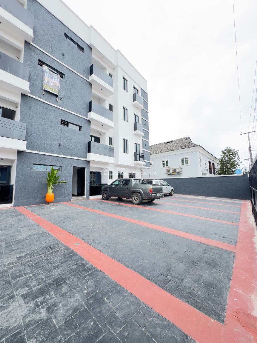 Beautiful 3bedroom Apartment with a Bq, Admiralty, Lekki Phase 1, Lekki, Lagos, Block of Flats for Sale