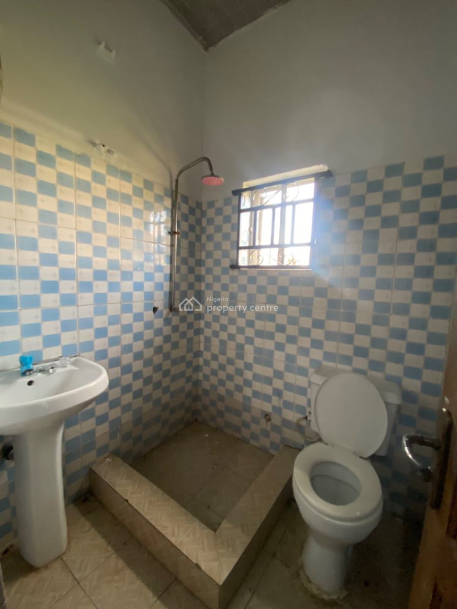 an Executive One  Bedroom Flat, Peace Land  Ogombo ,ajah, Lekki, Lagos, Mini Flat (room and Parlour) for Rent