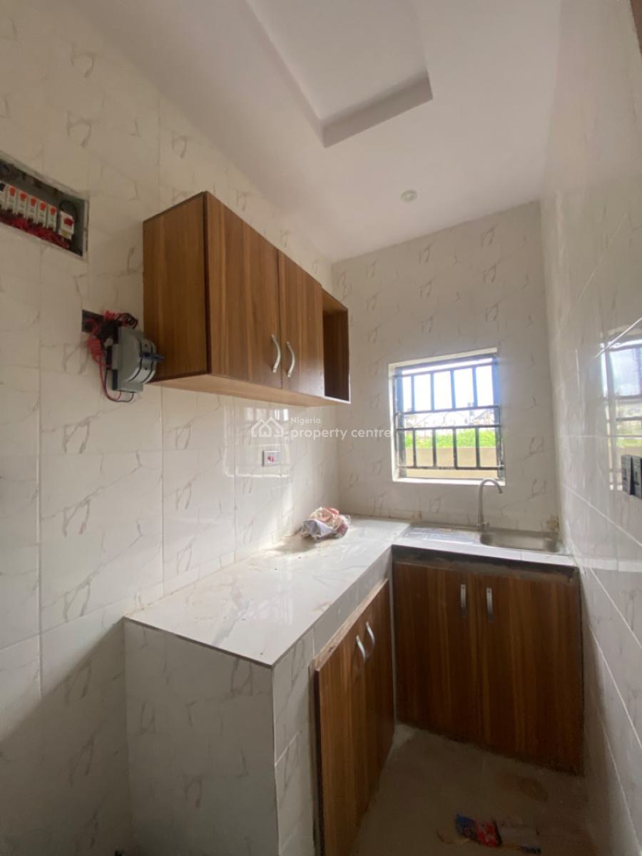 an Executive One Bedroom Flat, Cedar Crest Estate Sangotedo Ajah, Lekki, Lagos, Mini Flat (room and Parlour) for Rent