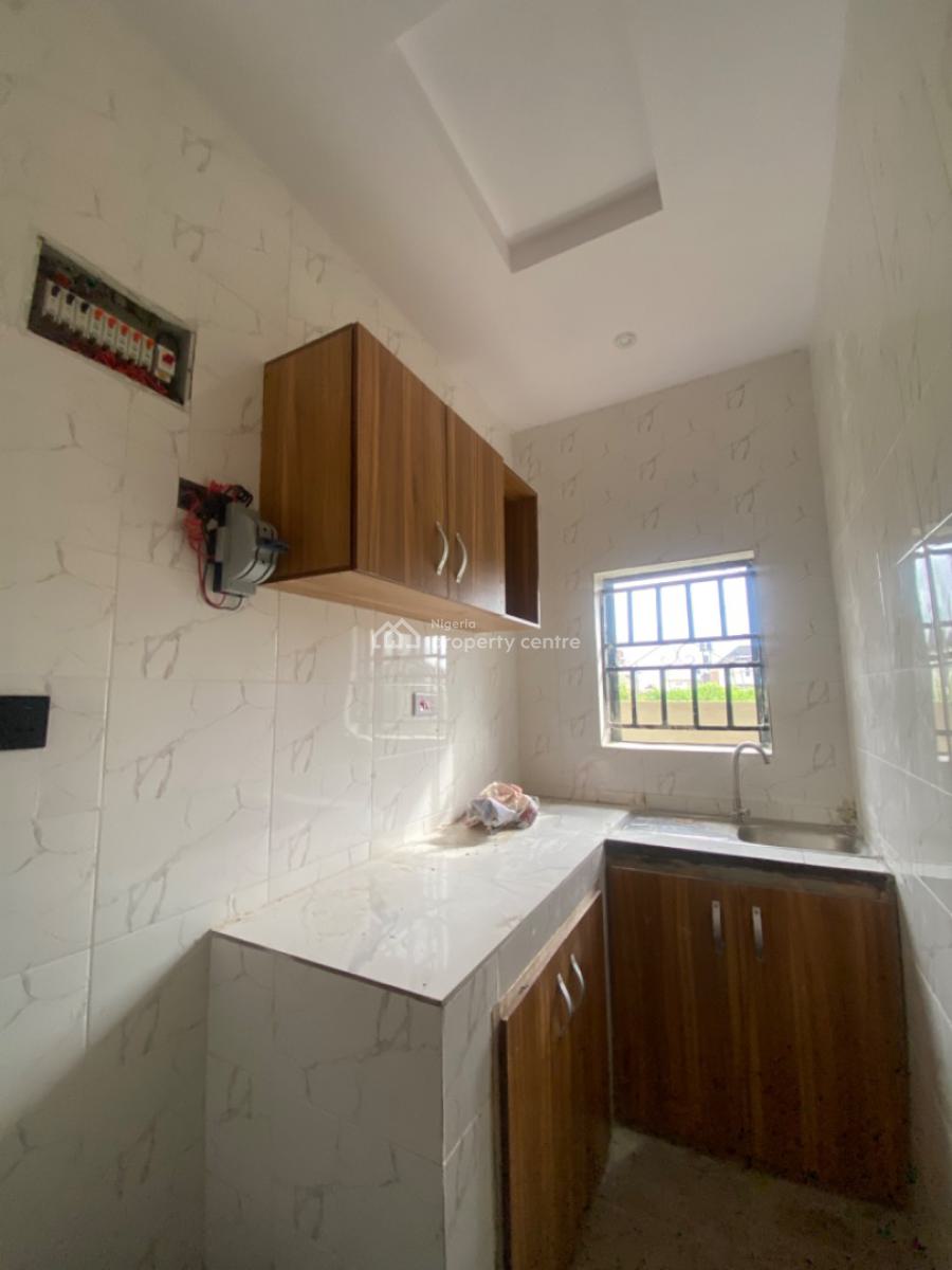 an Executive One Bedroom Flat, Cedar Crest Estate Sangotedo Ajah, Lekki, Lagos, Mini Flat (room and Parlour) for Rent