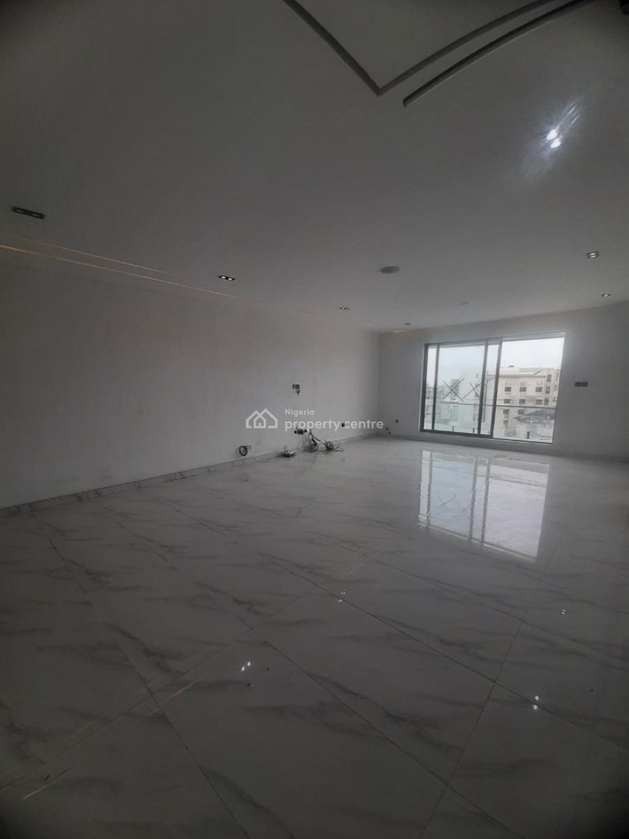Tastefully Finished and Serviced with 24/7 Power Supply 2 Bedroom En-s, Lekki Phase 1, Lekki, Lagos, Flat / Apartment for Sale