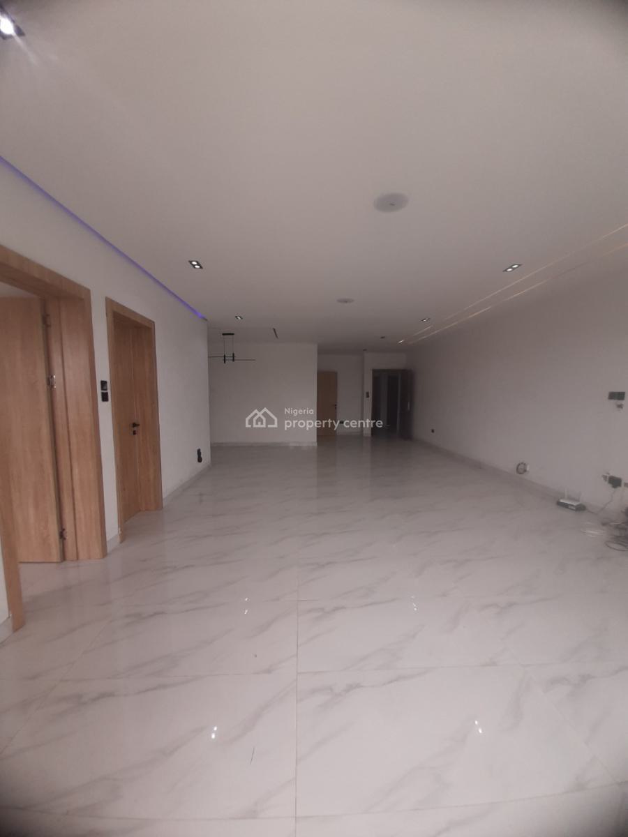Tastefully Finished and Serviced with 24/7 Power Supply 2 Bedroom En-s, Lekki Phase 1, Lekki, Lagos, Flat / Apartment for Sale