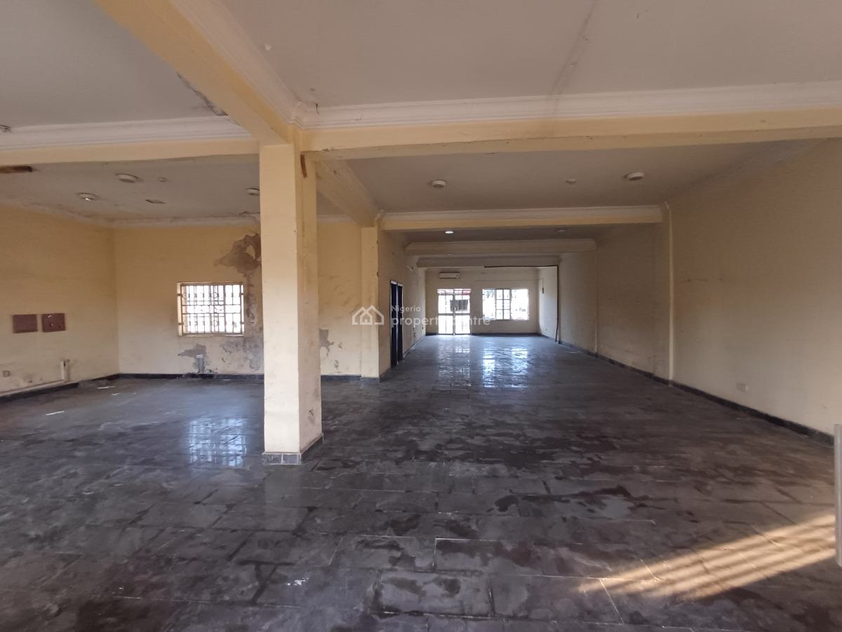 140sqm Shop / Office Space on The Ground Floor, Wuse 2, Abuja, Office Space for Rent