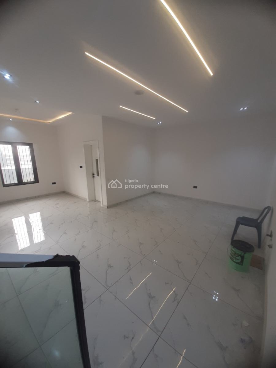 Brand New and Well Finished and Serviced with 24/7 Power Supply 4 Bedr, Lekki Phase 1, Lekki, Lagos, House for Sale