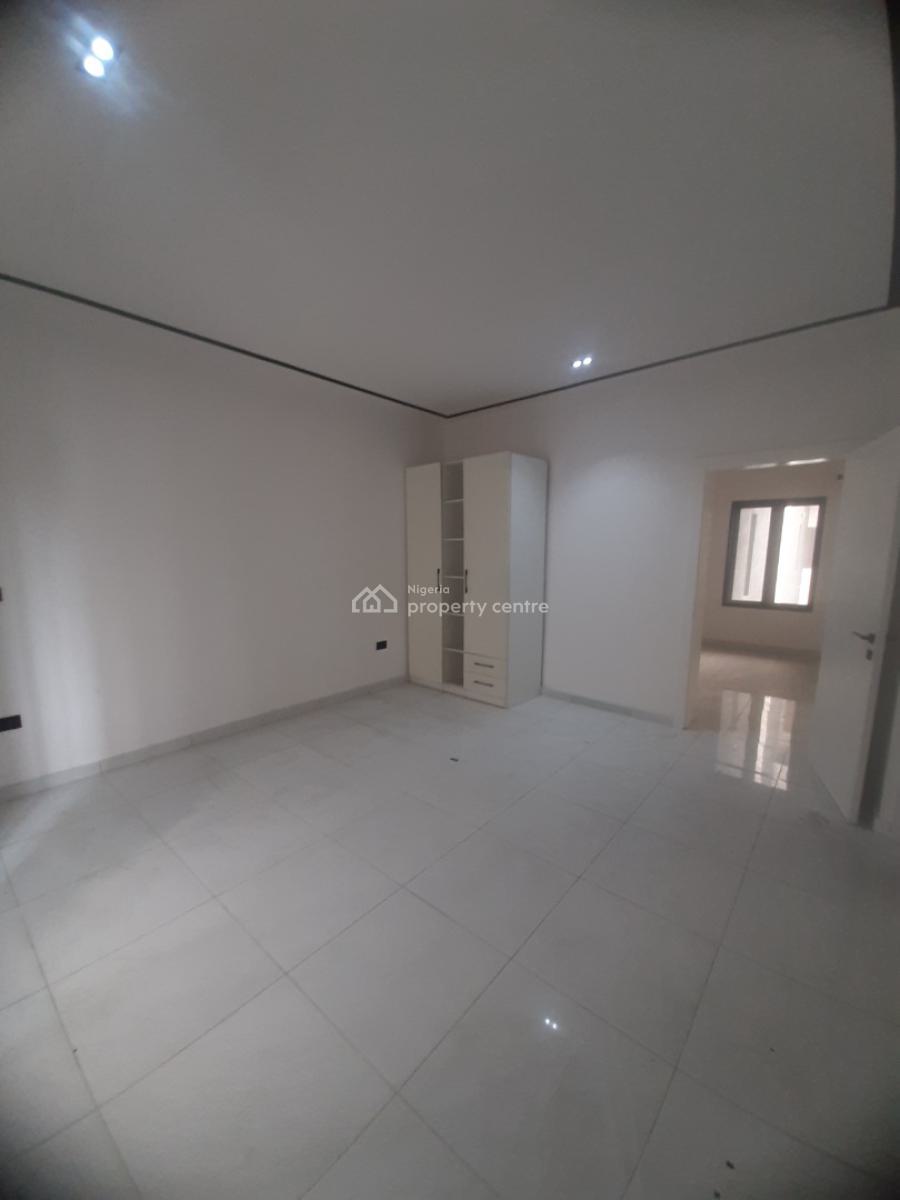 Brand New and Well Finished and Serviced with 24/7 Power Supply 4 Bedr, Lekki Phase 1, Lekki, Lagos, House for Sale