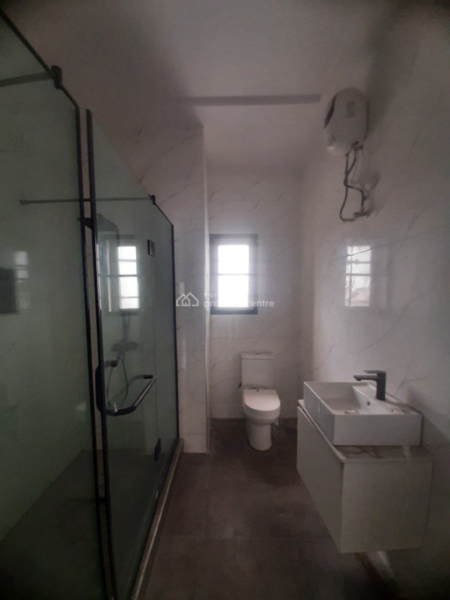 Brand New and Well Finished and Serviced with 24/7 Power Supply 4 Bedr, Lekki Phase 1, Lekki, Lagos, House for Sale