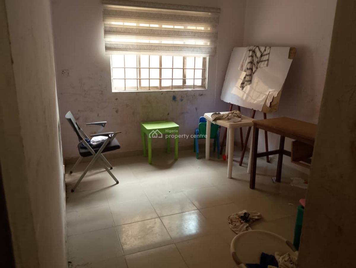 Standard 3 Bedroom Apartment, Asokoro Main, Asokoro District, Abuja, Flat / Apartment for Rent