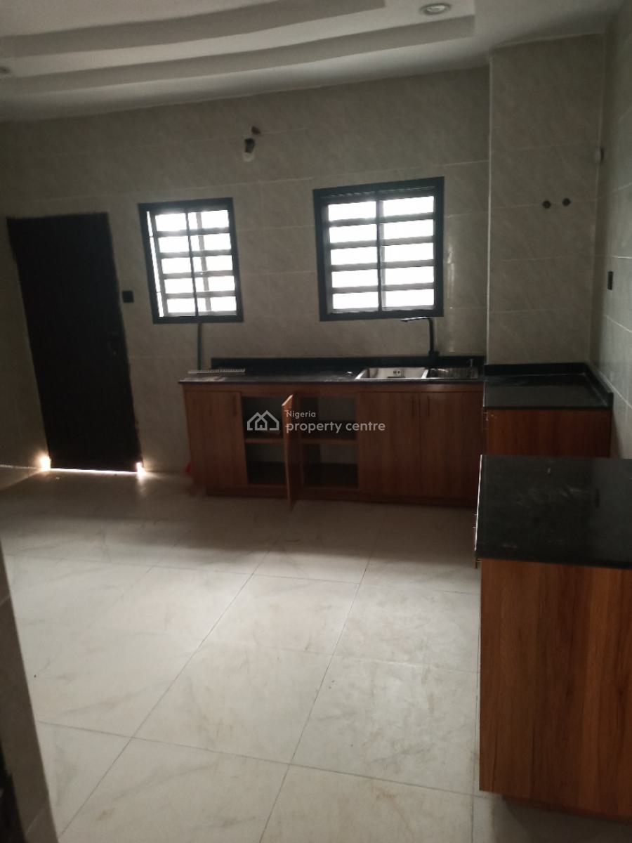4bedroom Terrace, By Total Estate Gaduwa, Gaduwa, Abuja, Terraced Duplex for Rent