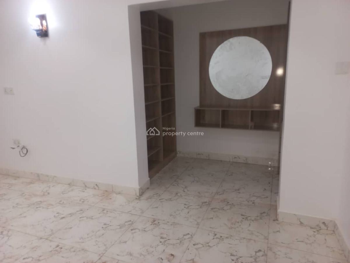 4 Bedrooms Terrace, By Catholic Church, Gaduwa, Abuja, Terraced Duplex for Rent