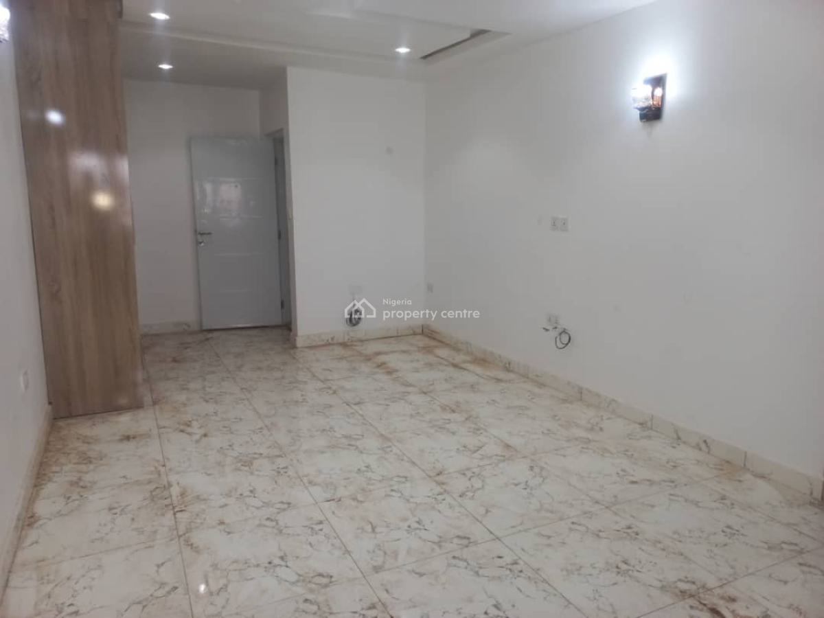 4 Bedrooms Terrace, By Catholic Church, Gaduwa, Abuja, Terraced Duplex for Rent