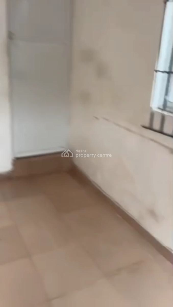 Specious and Standard Room Self Contain, Ilaje Road, Bariga, Shomolu, Lagos, Self Contain (single Rooms) for Rent