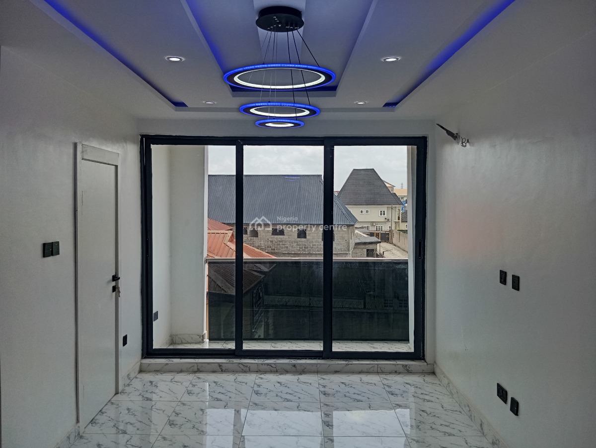 Solar Powered Brand New Lux 5 Bedroom Triplex, Lakowe, Ibeju Lekki, Lagos, Terraced Duplex for Rent