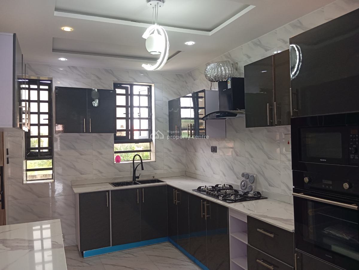 Solar Powered Brand New Lux 5 Bedroom Triplex, Lakowe, Ibeju Lekki, Lagos, Terraced Duplex for Rent