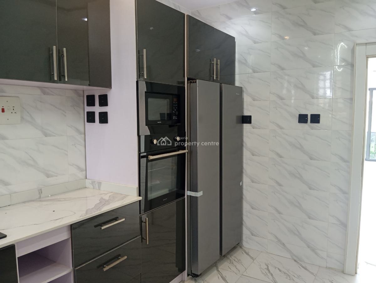 Solar Powered Brand New Lux 5 Bedroom Triplex, Lakowe, Ibeju Lekki, Lagos, Terraced Duplex for Rent